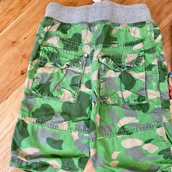 Mini Boden size 4 shorts - Picture 7 of 7